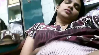 Horny Desi Babe Masturbating Naked Getting Herself Off On Video