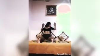 My Desi GF Recording Herself Fingering Her Wet Pussy