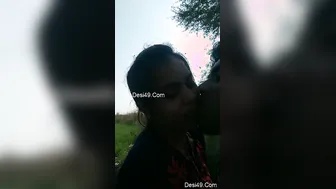 Desi Lovers Recording Themselves Kissing And Getting Naughty At Home