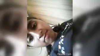 Cute GF Playing With Her Boobs Teasing On Camera Nude