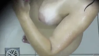 Curvy Bhabhi Getting Wet And Wild During Her Private Bath Time