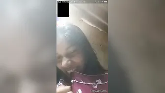 Telugu Babe Flashing Her Tits During Naughty Video Call