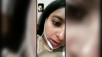 Horny Desi Babe Masturbating And Moaning Loud Until She Cums