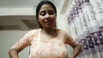 Sexy Desi Bhabhi Stripping Off Her Clothes And Teasing On Cam