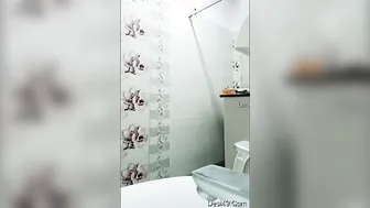 My Indian Wife Bathing And Showing Everything For The Camera