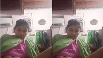 Village Bhabhi Spreading Legs Wide Fingering Her Wet Pussy