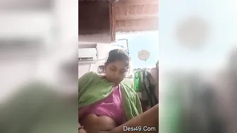 Village Bhabhi Spreading Legs Wide Fingering Her Wet Pussy