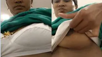 Hot Telugu Married Woman Flaunting Her Curves On Private Camera