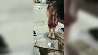 Beautiful Desi Babe Flashing Her Perky Tits On Video For Me