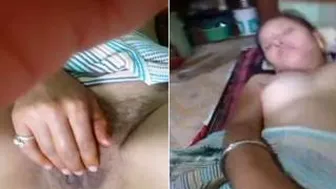 Naughty Bhabhi Playing With Her Wet Cunt Sending Clip To Lover