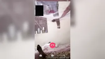Married Bhabhi Spreading Her Wet Pussy For Lover On Video Chat