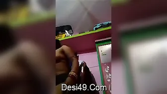 Married Odia Bhabhi Fingering Herself Hard And Moaning Loudly