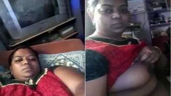 Horny Married Woman Exposing Her Wet Pussy To Secret Lover Online