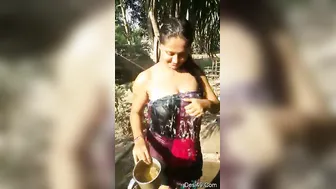 Village Girl Getting Filmed Naked While Bathing By Her Friends