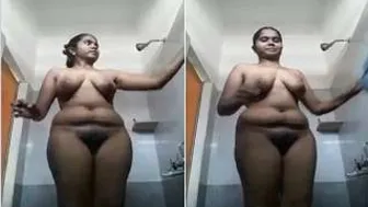 Indian Babe Filming Herself Completely Nude In Front Of Mirror
