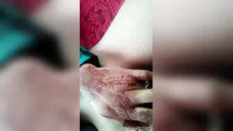 Young Desi Slut Spreading Wide And Fingering Her Soaked Pussy