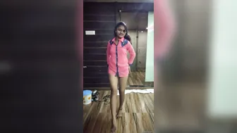 Sexy Call Girl Giving Me Hot Naked Dance Show In Hotel Bedroom