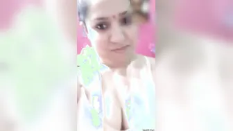 Mature Desi Aunty Flashing Her Boobs For Me On Video Call
