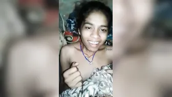 My GF Letting Me Film Her Perfect Tits In The Bedroom Today