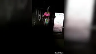 Village Bhabhi Getting Dressed While Hubby Films Her Curves Up Close
