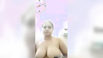 My Wife Getting Naked Washing Herself During Our Video Session