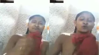 Hot Married Woman Bathing Naked During Private Video Call