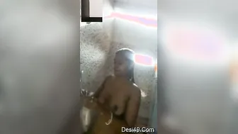 Hot Married Woman Bathing Naked During Private Video Call