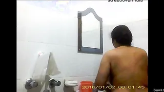 Indian Aunty Secretly Filming Herself Bathing At Home Today