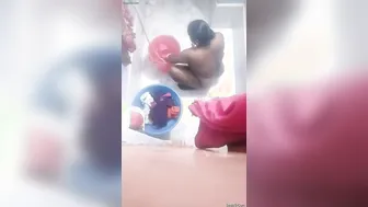 Catching Bhabhi Taking Bath On Hidden Camera In Bathroom