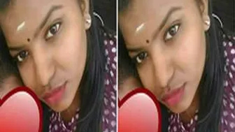 Sexy Mallu GF Showing Her Massive Boobs To Her Lover