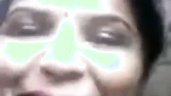 Sexy Mallu GF Showing Her Massive Boobs To Her Lover