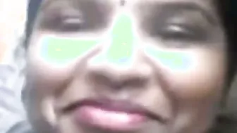 Sexy Mallu GF Showing Her Massive Boobs To Her Lover