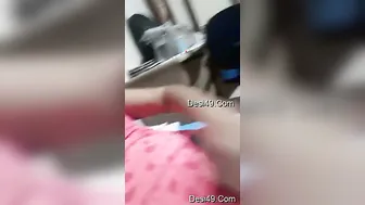 Stunning Indian Girl Teasing And Revealing Her Breasts At Home