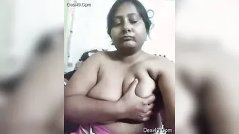 Busty Desi GF Playing With Her Big Natural Tits At Home