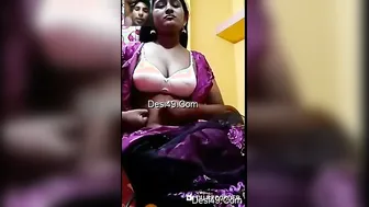 Desi GF Flashing Her Perfect Boobs During Video Call