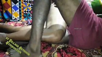 Married Village Bhabhi Exposing Her Boobs And Pussy For Her Hubby