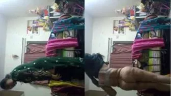 Desi Aunty Bent Over Getting Her Thick Ass Caught On Hidden Camera