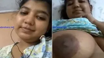 Desi Babe Teasing With Her Natural Boobs On Video Call For Lover