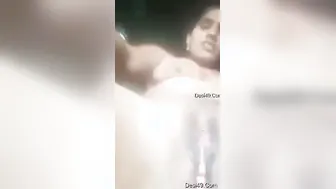 Village Bhabhi From My Town Flashing Her Naked Body Parts For Me