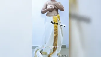 Horny Married Woman From Kerala Exposing Her Body Parts For Me