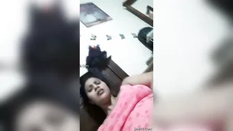 Horny Desi GF Fingering Her Tight Wet Pussy Really Hard