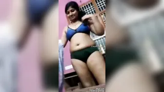 Sexy Bhabhi Putting On Her Bra Teasing In Front Of The Camera