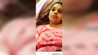 Married Bhabhi Showing Off Her Tits On Video Call Just For Me