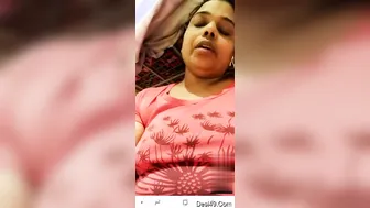 Married Bhabhi Showing Off Her Tits On Video Call Just For Me