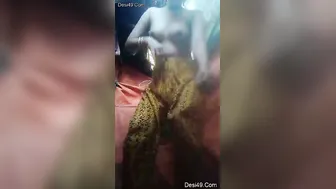 Horny Wife Recording Herself Fingering Pussy For Her Boyfriend