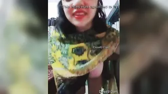 Amateur Desi Model Dancing Completely Naked Shaking Everything