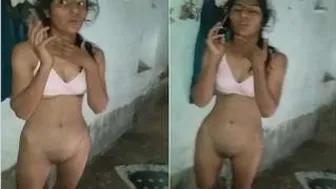 Local Whore Showing Her Pussy To Customer In Cheap Hotel Room