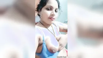 Bhabhi Pulling Shirt Up Flashing Her Big Natural Tits At Home