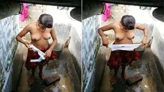 GF Getting Dressed Slowly After Hot Shower Caught On Cam