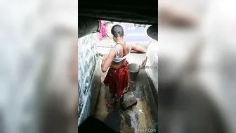 GF Getting Dressed Slowly After Hot Shower Caught On Cam